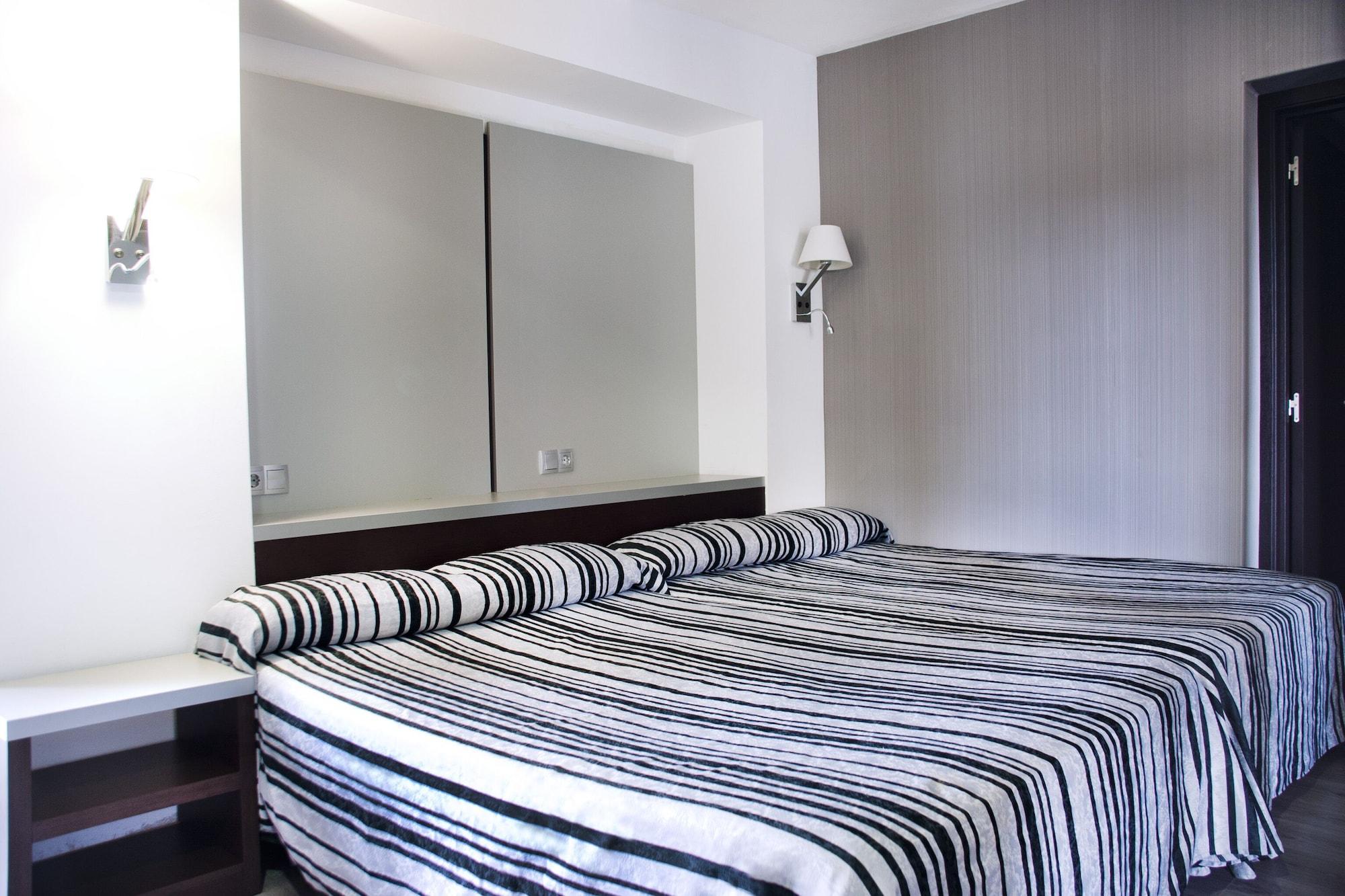 Summer Hotel Калея Екстериор снимка